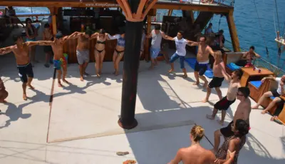 Alanya Catamaran Boat Tour - Tursay Travel