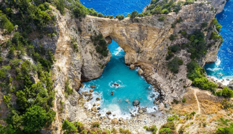 Gazipaşa Delik Sea and King Bay Tour from Alanya
