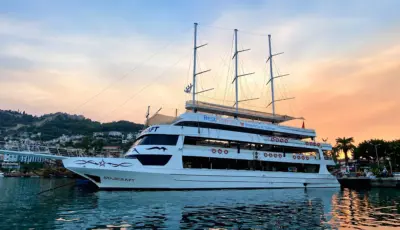 Side’den Alanya Starcraft Tekne Turu - Tursay Travel